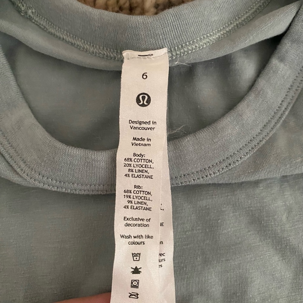 Lululemon tee - Picture 2 of 3